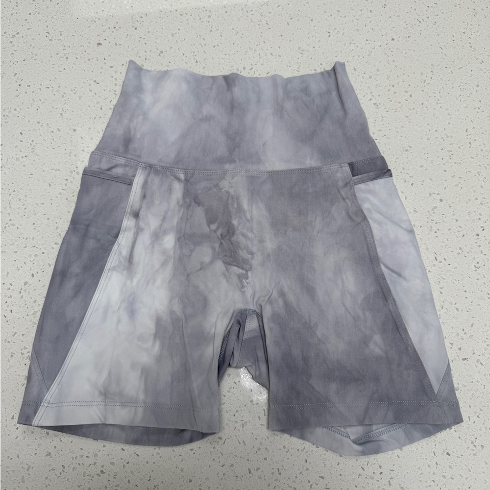Born Primitive Women's High-Waisted Biker Shorts - Small